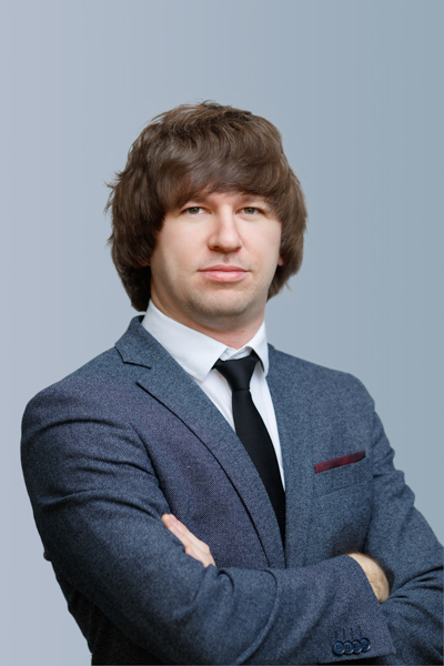 Максим Сергеевич Маньшин - основатель компании и ведущий эксперт с широким опытом работы в сфере консультирования промышленных и производственных предприятий